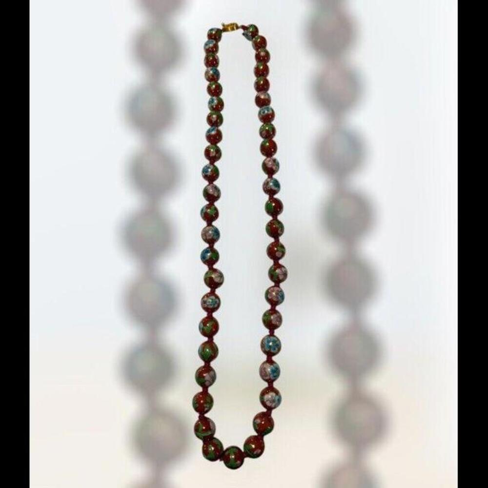CHINESE EXPORT CLOISONNÉ ANTIQUE NECKLACE LARGE BEADS FLORAL DESIGN RED ENAMEL - Picture 2 of 12